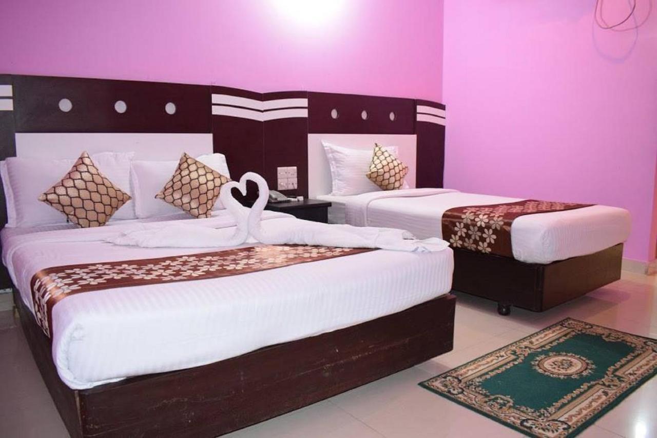 Hotel Regal Palace Cox's Bazar Bagian luar foto