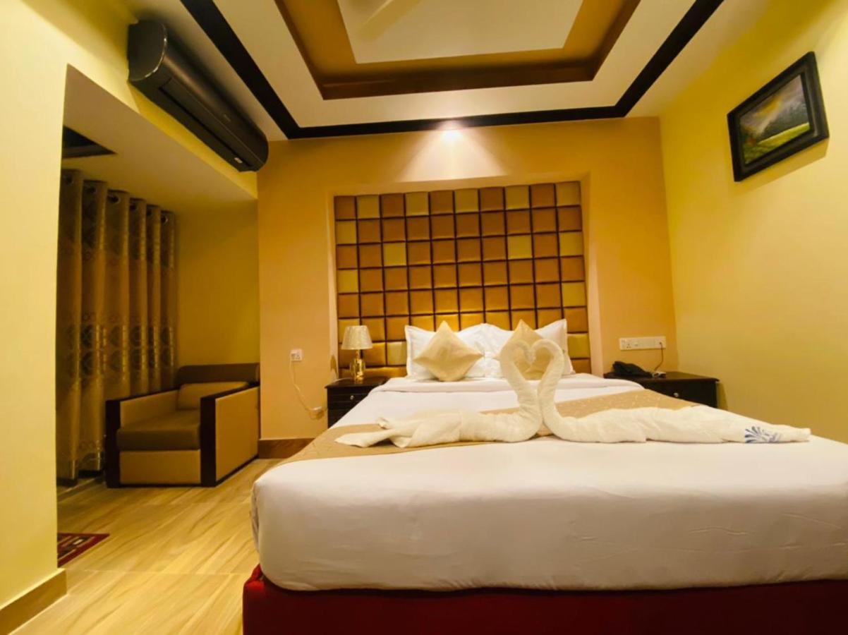 Hotel Regal Palace Cox's Bazar Bagian luar foto